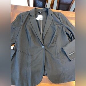 New size 22 woman’s black lane Bryant brand blazer